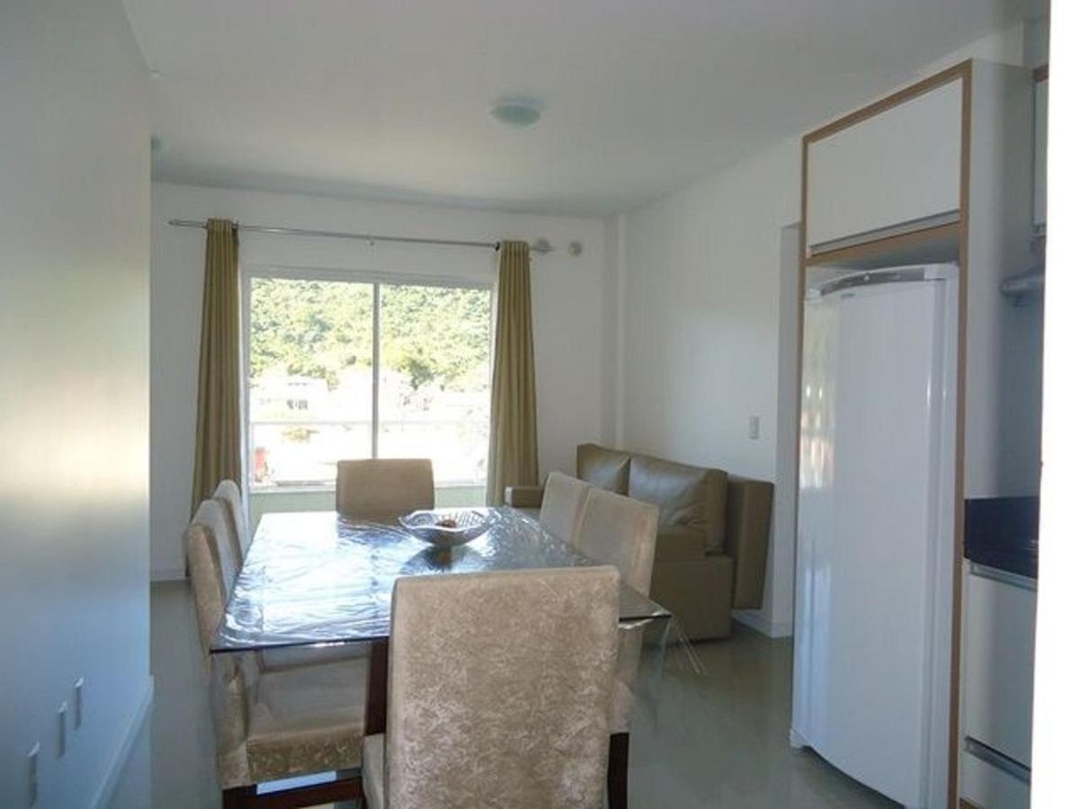 Res. Antonio Pinheiro. Apartamento Com 2 Dormitorios. ボンビーニャス エクステリア 写真