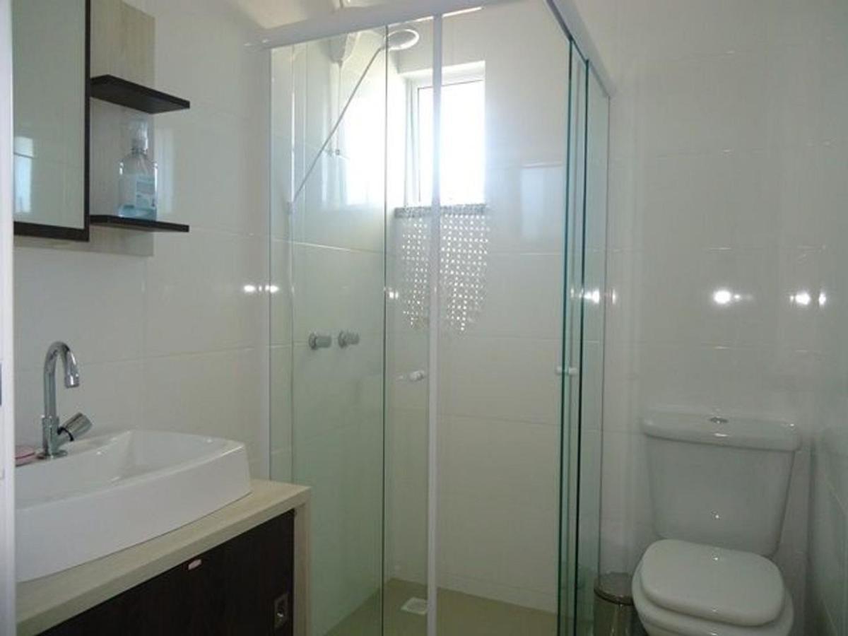 Res. Antonio Pinheiro. Apartamento Com 2 Dormitorios. ボンビーニャス エクステリア 写真